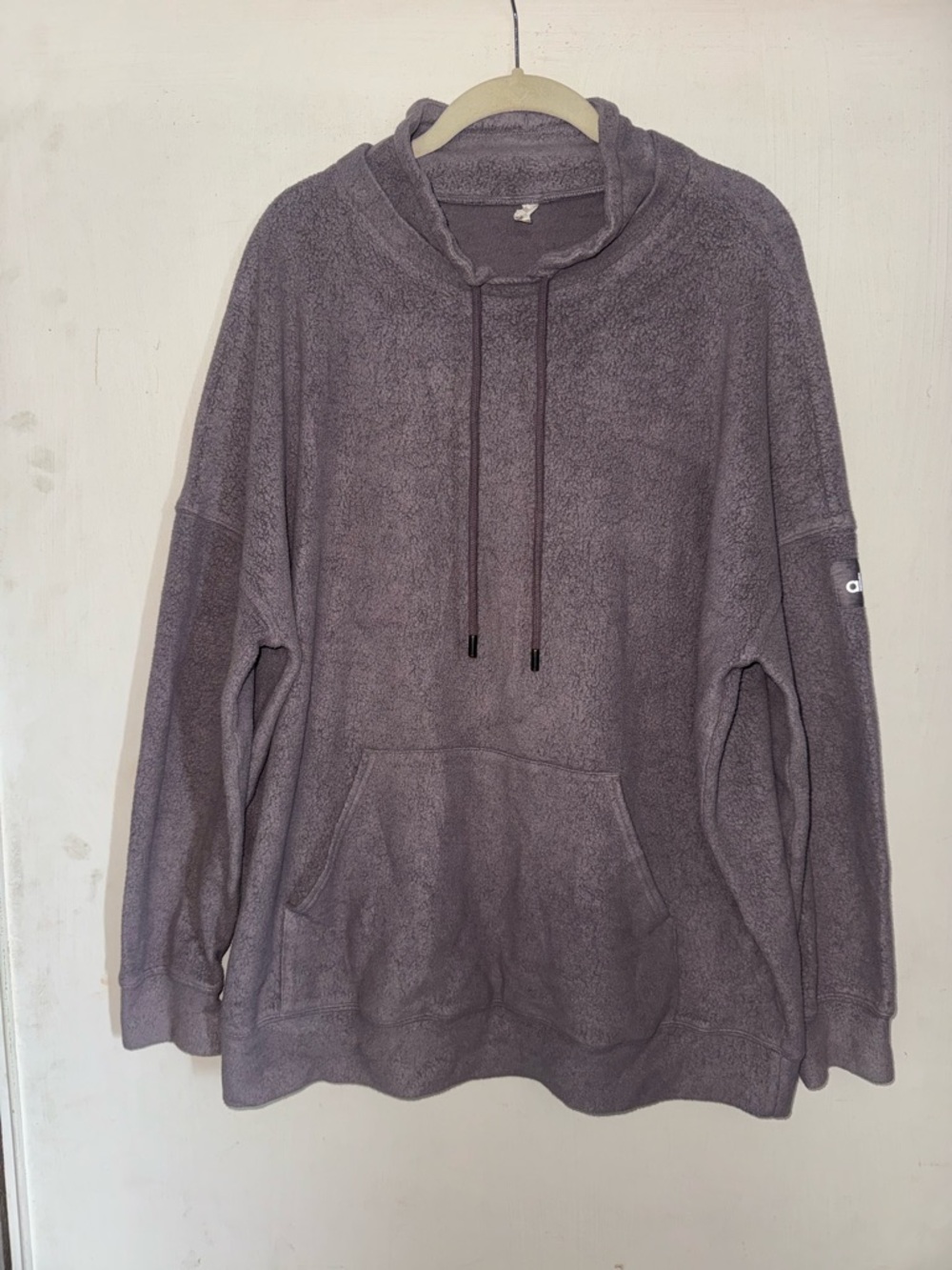 ALO Yoga purple dust Pullover size xs - Picture 4 of 9